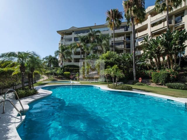 3 bedroom Apartment for rent in Guadalmina Alta, Marbella with garage - € 2,300 (Ref: 9626229)