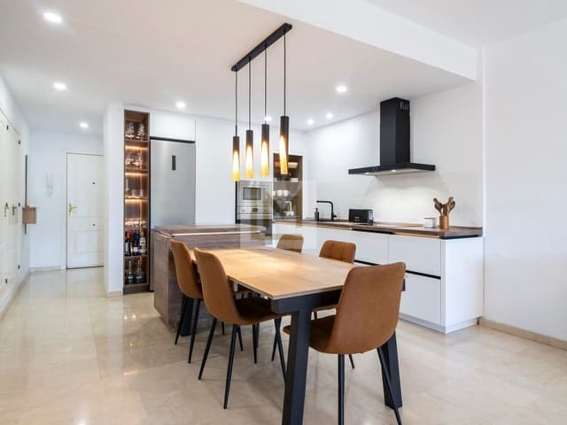 3 bedroom Apartment for rent in Guadalmina Alta, Marbella with garage - € 2,300 (Ref: 9626229)