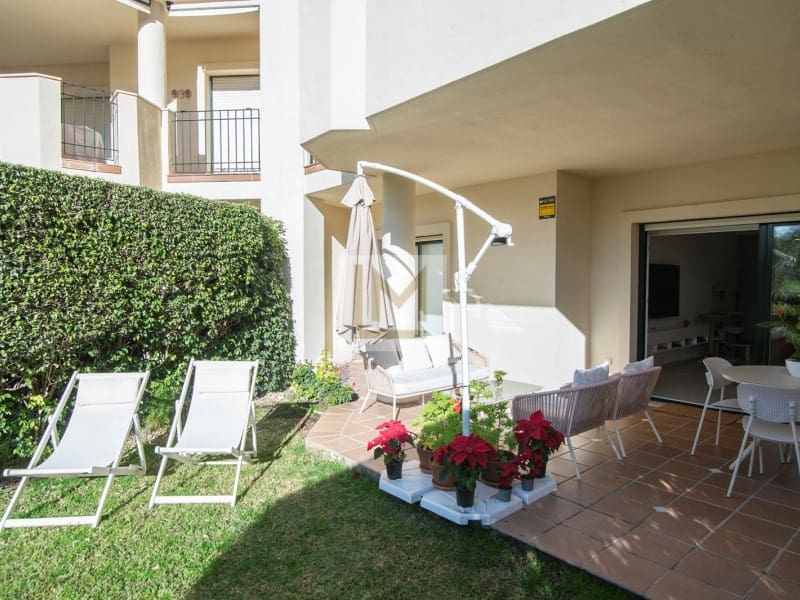 3 bedroom Apartment for rent in San Pedro de Alcantara with garage - € 2,300 (Ref: 9626229)