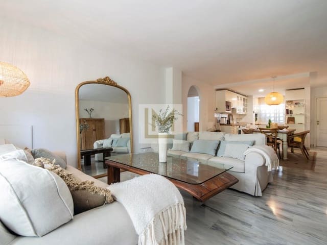 2 soveværelse Lejlighed til leje i El Paraiso, Estepona med garage - € 1.700 (Ref: 9626230)