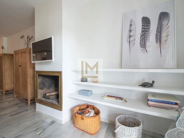 2 soveværelse Lejlighed til leje i El Paraiso, Estepona med garage - € 1.700 (Ref: 9626230)