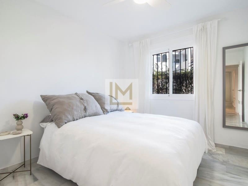 2 sovrum Lägenhet att hyra i New Golden Mile med garage - 1 700 € (Ref: 9626230)