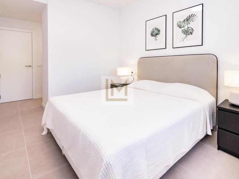 2 soverom Leilighet til salgs i New Golden Mile med garasje - € 443 800 (Ref: 9626232)