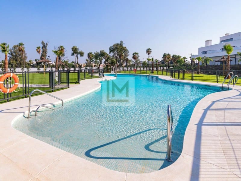 2 soverom Leilighet til salgs i New Golden Mile med garasje - € 443 800 (Ref: 9626232)