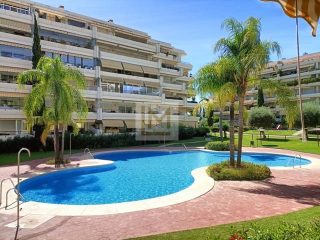 Apartamento de 3 habitaciones en Guadalmina Alta, Marbella en venta con piscina garaje - 460.000 € (Ref: 9626233)
