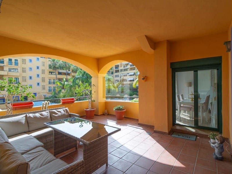 2 soverom Leilighet til salgs i San Pedro de Alcantara med garasje - € 540 000 (Ref: 9626234)