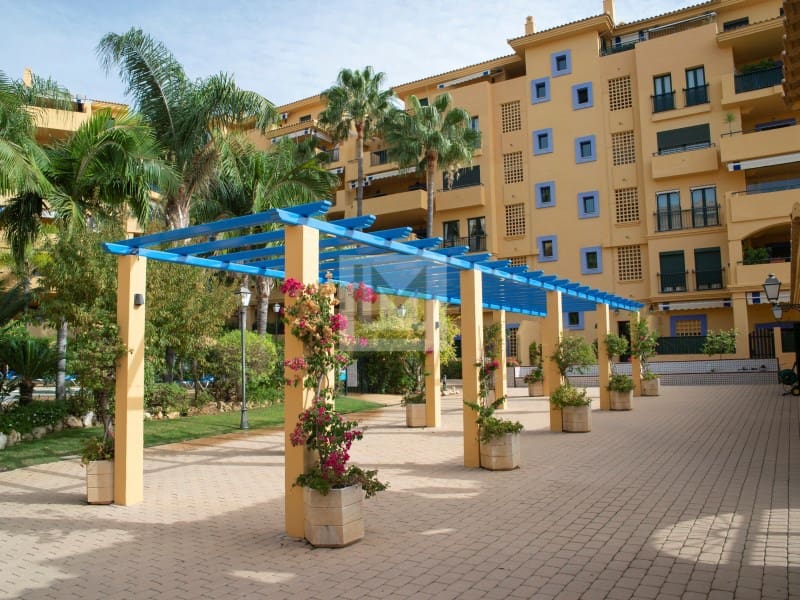 2 soverom Leilighet til salgs i San Pedro de Alcantara med garasje - € 540 000 (Ref: 9626234)