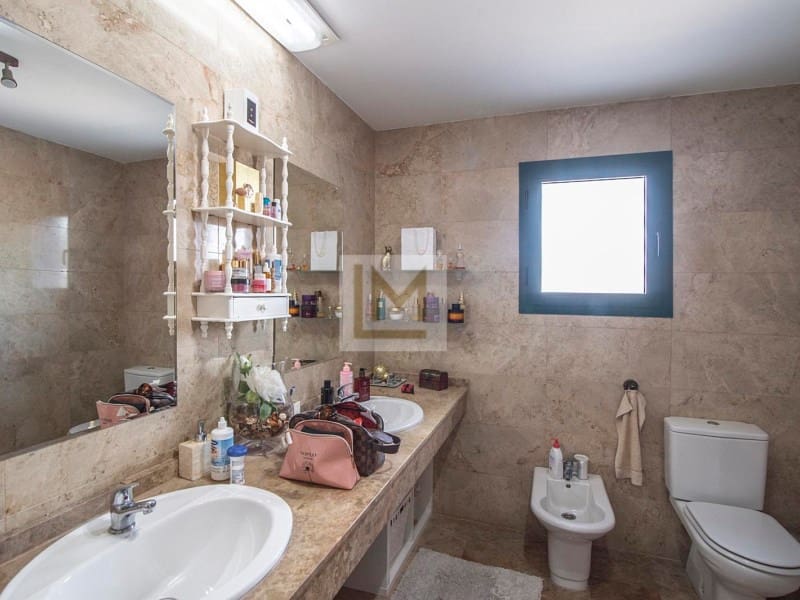 2 soverom Leilighet til salgs i San Pedro de Alcantara med garasje - € 540 000 (Ref: 9626234)