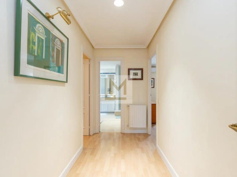 7 bedroom Villa for sale in Majadahonda with garage - € 1,790,000 (Ref: 9626236)