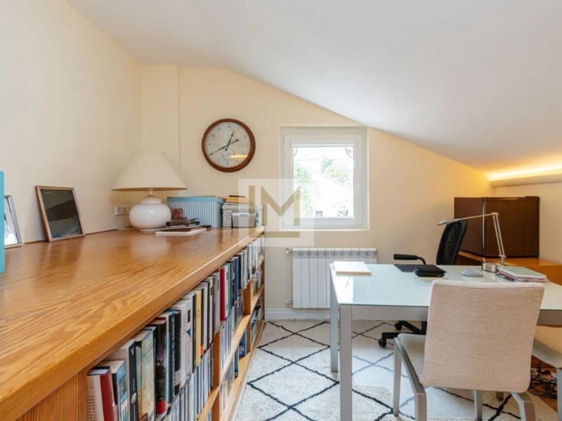 7 bedroom Villa for sale in Majadahonda with garage - € 1,790,000 (Ref: 9626236)