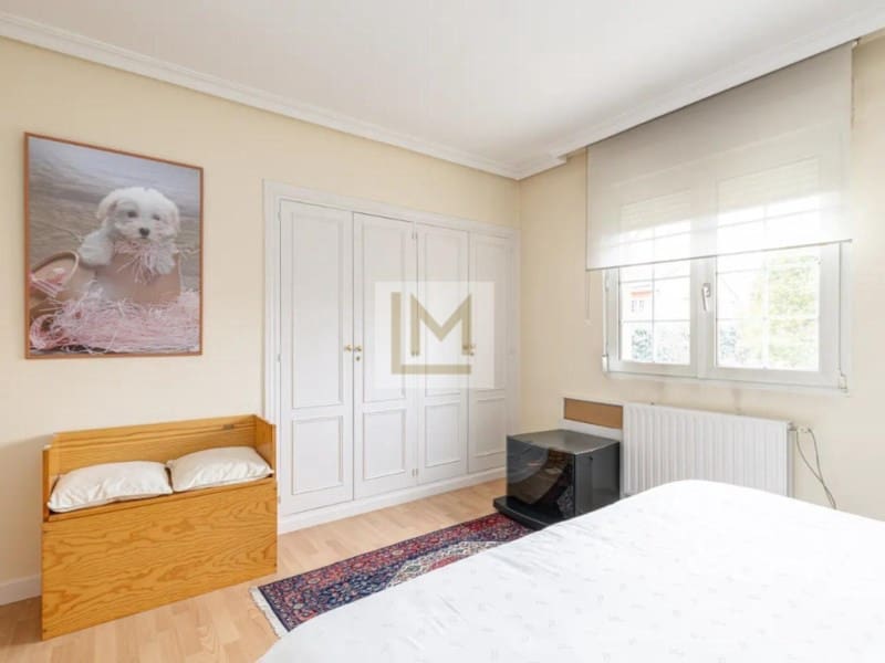 7 bedroom Villa for sale in Majadahonda with garage - € 1,790,000 (Ref: 9626236)