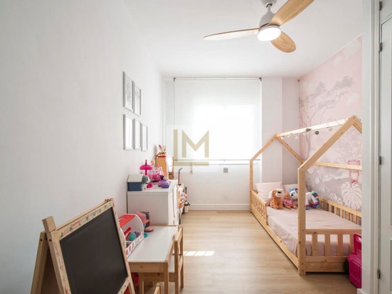 3 soveværelse Lejlighed til salg i San Pedro de Alcantara med garage - € 436.500 (Ref: 9626237)