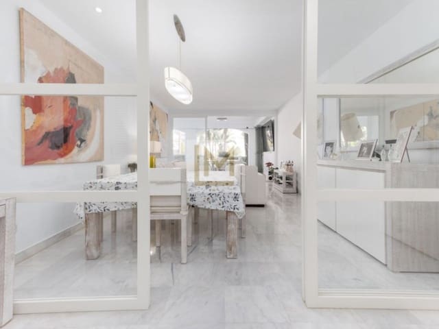 5 bedroom Beach Apartment for sale in Nueva Alcántara, Marbella - € 1,950,000 (Ref: 9626238)