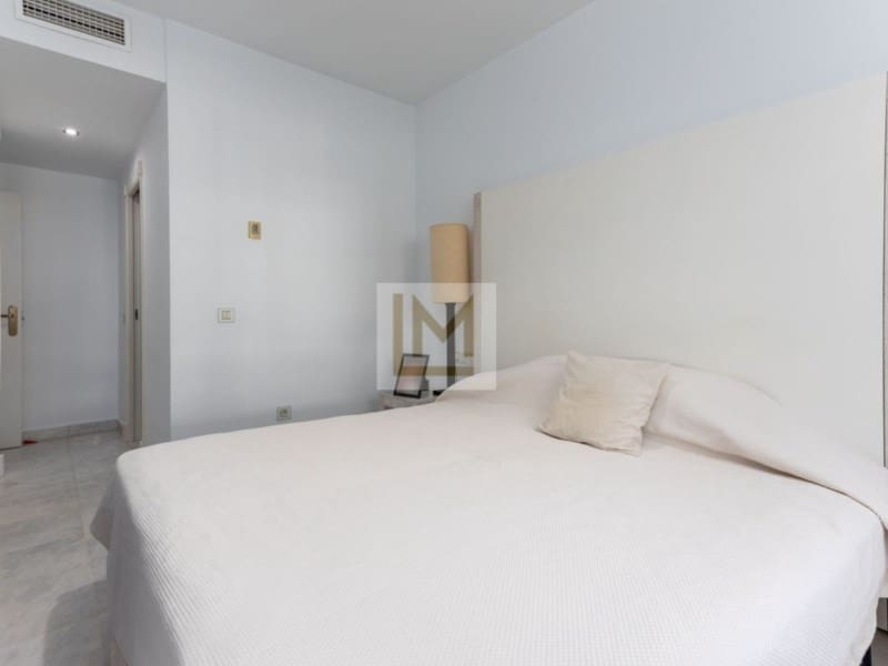 5 bedroom Beach Apartment for sale in San Pedro de Alcantara - € 1,950,000 (Ref: 9626238)