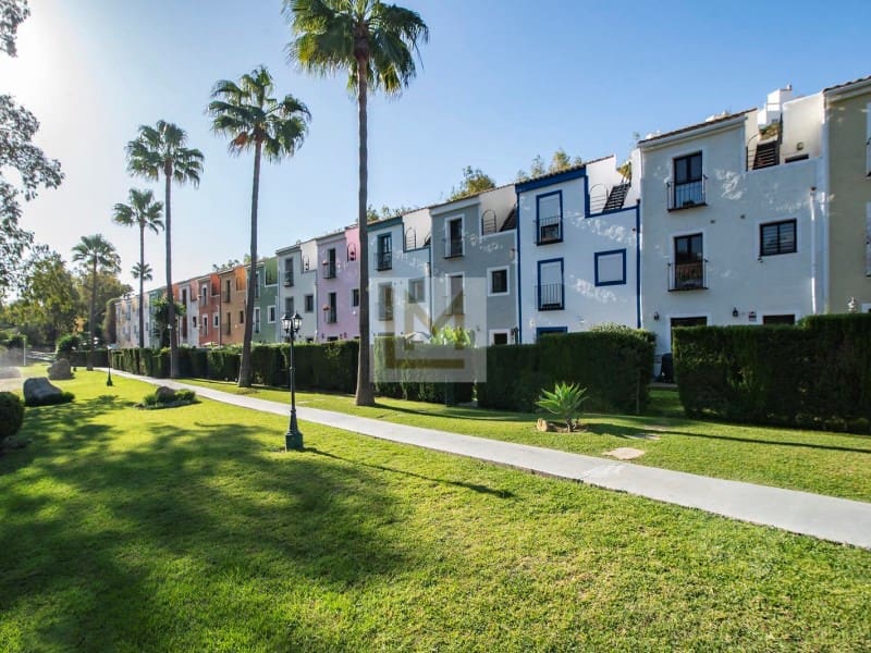 3 slaapkamer Halfvrijstaande villa te koop in Bahia de Casares met garage - € 349.000 (Ref: 9626239)