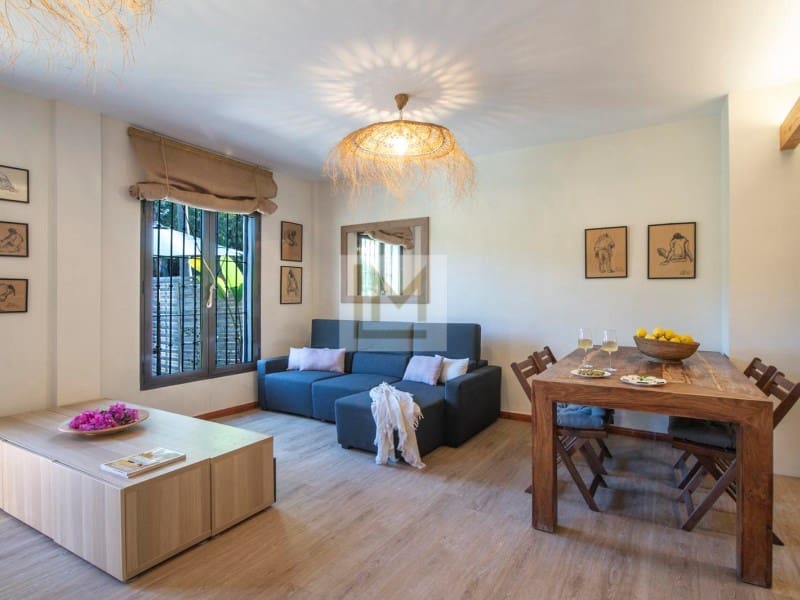 3 slaapkamer Halfvrijstaande villa te koop in Bahia de Casares met garage - € 349.000 (Ref: 9626239)