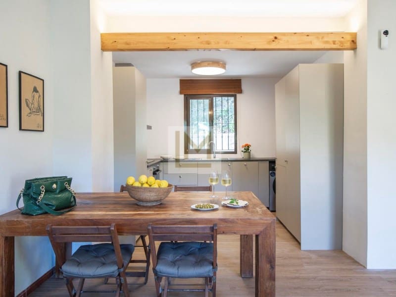 3 slaapkamer Halfvrijstaande villa te koop in Bahia de Casares met garage - € 349.000 (Ref: 9626239)