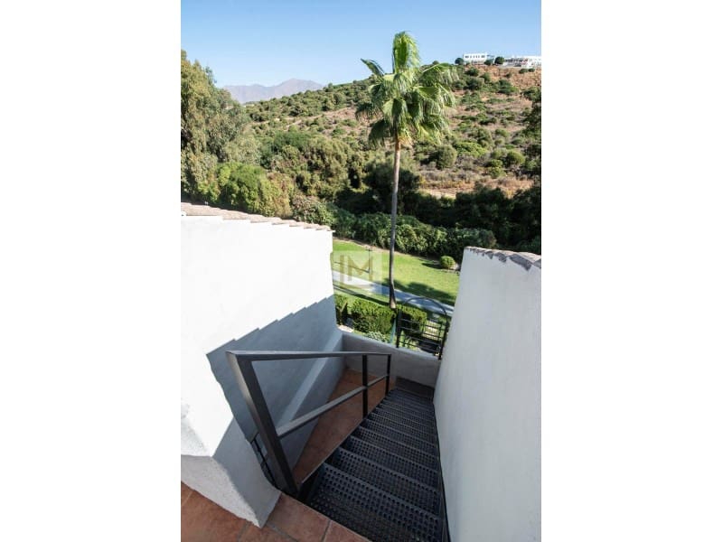 3 slaapkamer Halfvrijstaande villa te koop in Bahia de Casares met garage - € 349.000 (Ref: 9626239)