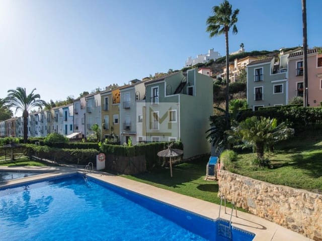 3 slaapkamer Halfvrijstaande villa te koop in Bahia de Casares, Casares met garage - € 349.000 (Ref: 9626239)