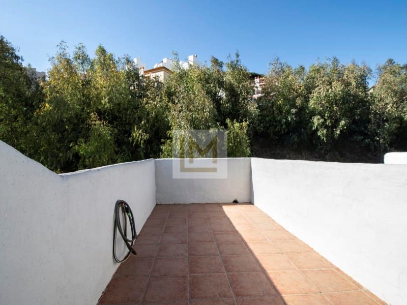 3 slaapkamer Halfvrijstaande villa te koop in Bahia de Casares met garage - € 349.000 (Ref: 9626239)