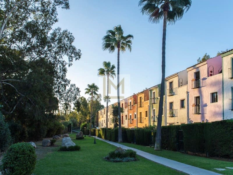 3 slaapkamer Halfvrijstaande villa te koop in Bahia de Casares met garage - € 349.000 (Ref: 9626239)