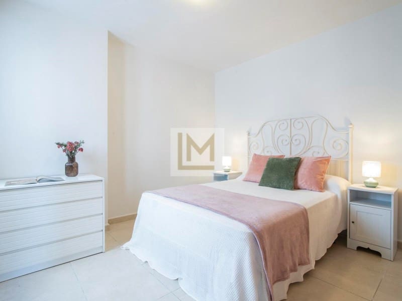 4 soverom Leilighet til salgs i Nueva Andalucia med garasje - € 465 000 (Ref: 9626240)