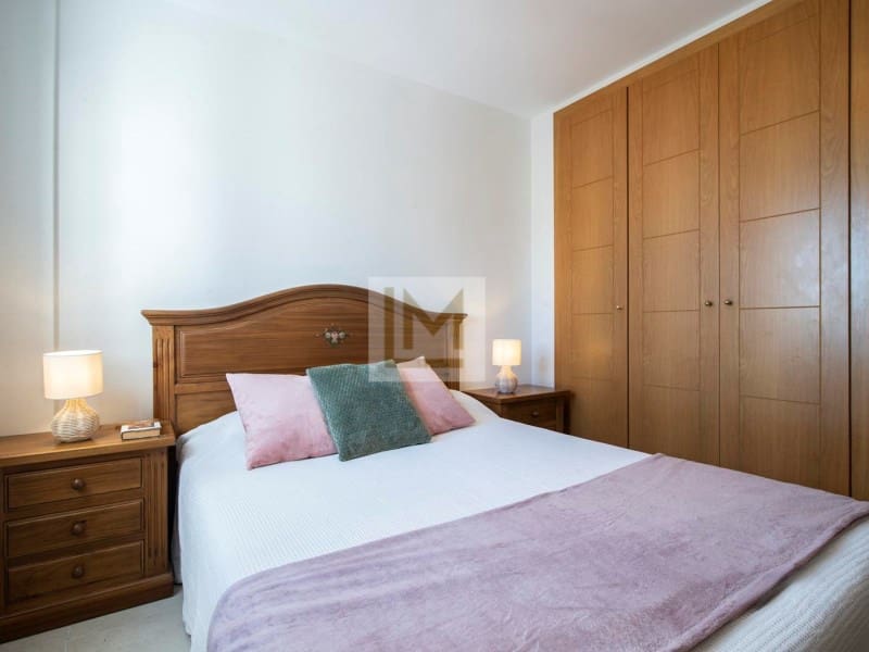 4 soverom Leilighet til salgs i Nueva Andalucia med garasje - € 465 000 (Ref: 9626240)