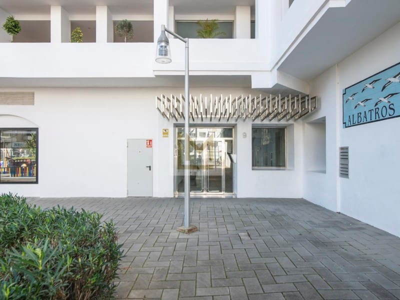 4 soverom Leilighet til salgs i Nueva Andalucia med garasje - € 465 000 (Ref: 9626240)