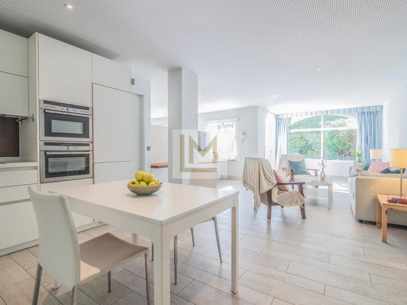 3 quarto Apartamento para venda em San Pedro de Alcantara com piscina garagem - 465 000 € (Ref: 9626241)