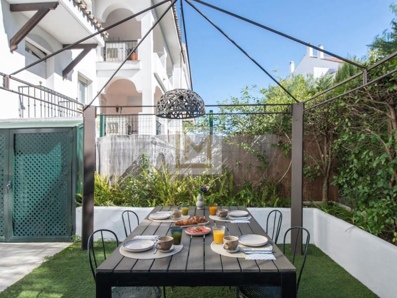 3 quarto Apartamento para venda em San Pedro de Alcantara com piscina garagem - 465 000 € (Ref: 9626241)