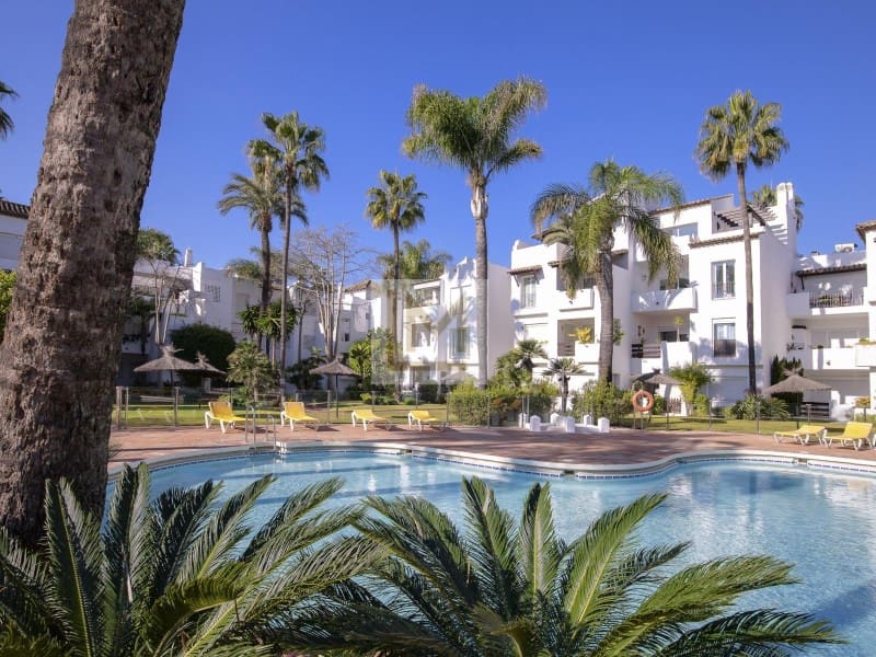 2 slaapkamer Strandappartement te huur in Saladillo-Benamara met zwembad - € 1.700 (Ref: 9629926)