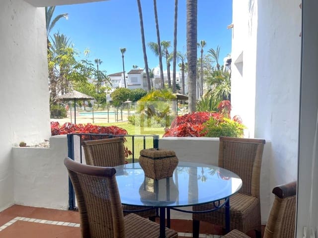 2 slaapkamer Strandappartement te huur in Saladillo-Benamara, Estepona met zwembad - € 1.700 (Ref: 9629926)