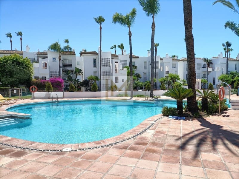 2 slaapkamer Strandappartement te huur in Saladillo-Benamara met zwembad - € 1.700 (Ref: 9629926)