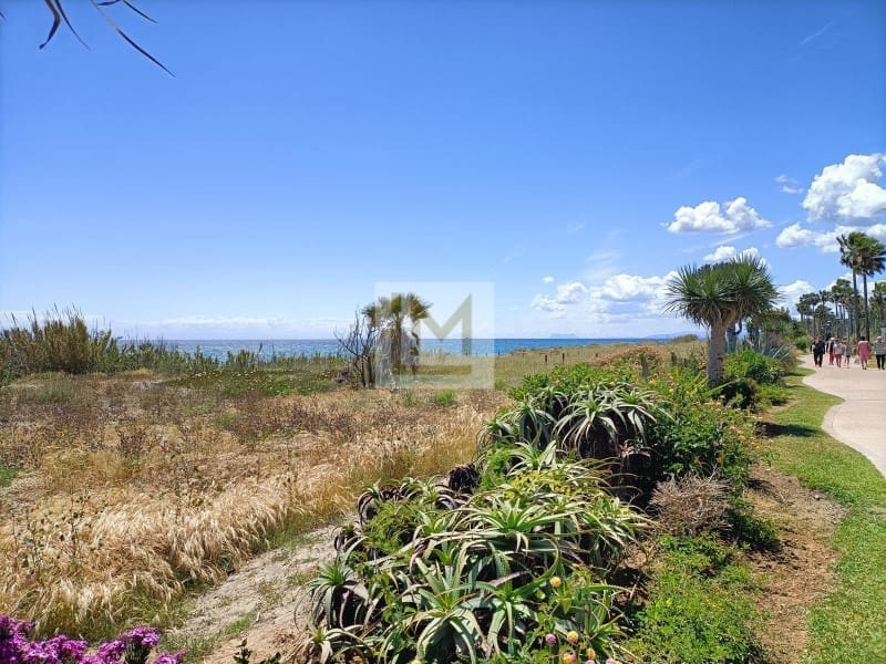 2 slaapkamer Strandappartement te huur in Saladillo-Benamara met zwembad - € 1.700 (Ref: 9629926)