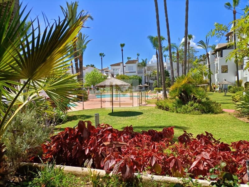 2 slaapkamer Strandappartement te huur in Saladillo-Benamara met zwembad - € 1.700 (Ref: 9629926)