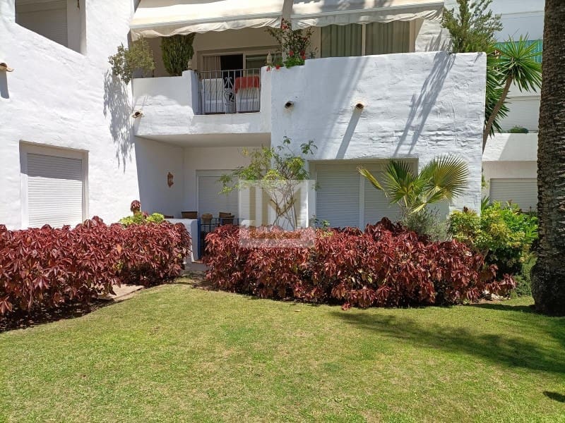 2 slaapkamer Strandappartement te huur in Saladillo-Benamara met zwembad - € 1.700 (Ref: 9629926)