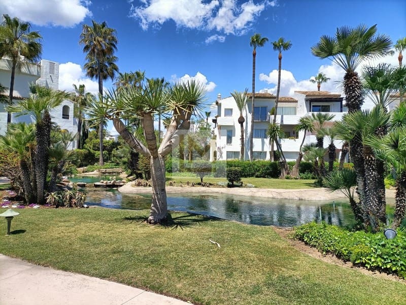 2 slaapkamer Strandappartement te huur in Saladillo-Benamara met zwembad - € 1.700 (Ref: 9629926)