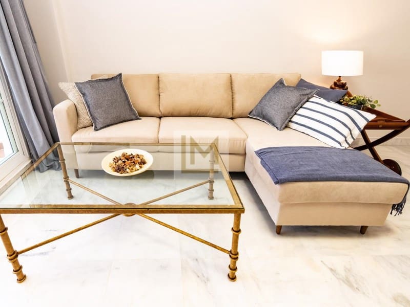 2 sovrum Strandlägenhet att hyra i San Pedro de Alcantara med pool garage - 2 250 € (Ref: 9659216)