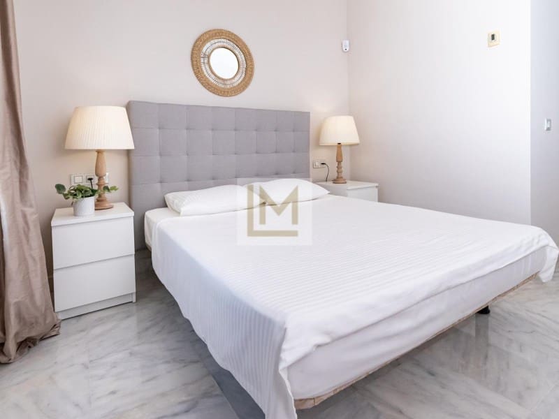 2 sovrum Strandlägenhet att hyra i San Pedro de Alcantara med pool garage - 2 250 € (Ref: 9659216)