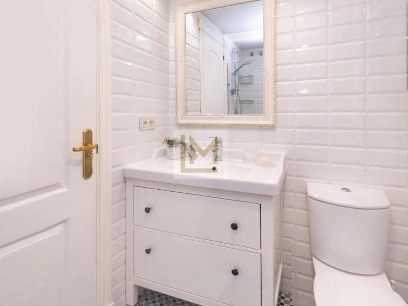 2 sovrum Strandlägenhet att hyra i San Pedro de Alcantara med pool garage - 2 250 € (Ref: 9659216)