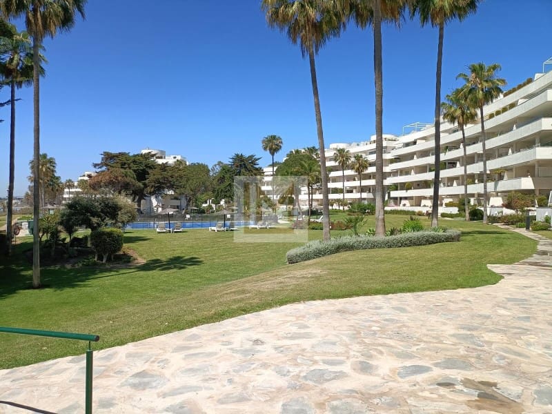 3 makuuhuone Huoneisto vuokrattavana paikassa Guadalmansa mukana uima-altaan 
autotalli - 2 700 € (Ref: 9674020)