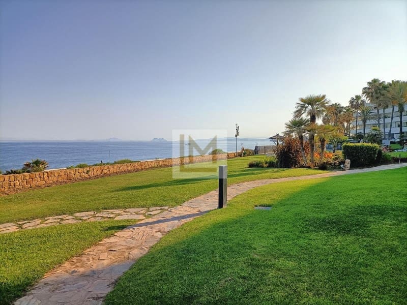 3 makuuhuone Huoneisto vuokrattavana paikassa Guadalmansa mukana uima-altaan 
autotalli - 2 700 € (Ref: 9674020)