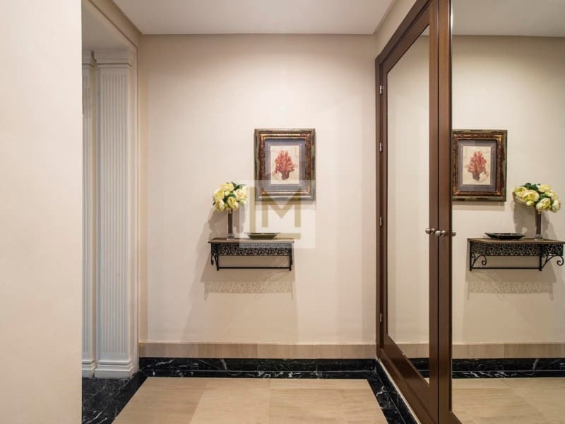 Appartement de 2 chambres à louer à New Golden Mile avec piscine garage - 2 600 € (Ref: 9674021)