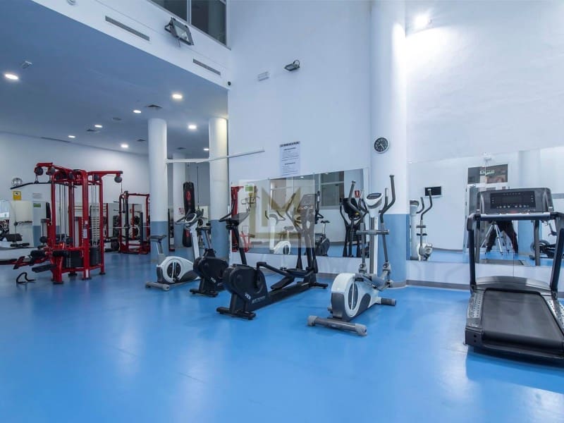 Appartement de 2 chambres à louer à New Golden Mile avec piscine garage - 2 600 € (Ref: 9674021)