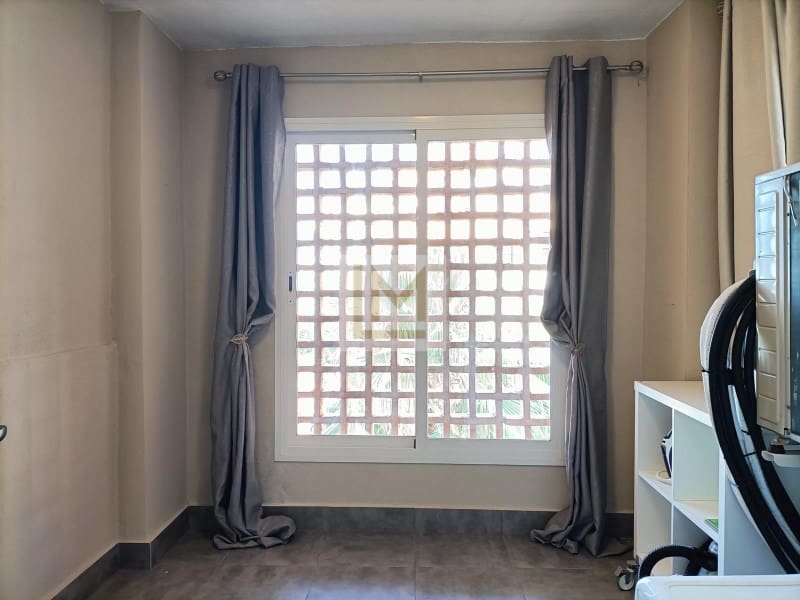 2 bedroom Apartment for holiday rental in San Pedro de Alcantara with pool garage - € 4,500 (Ref: 9721495)