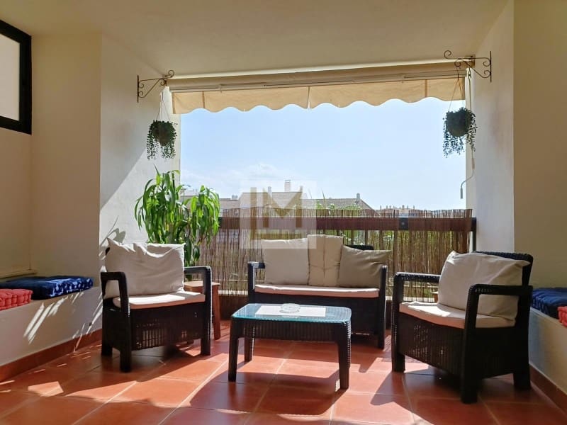 2 bedroom Apartment for holiday rental in San Pedro de Alcantara with pool garage - € 4,500 (Ref: 9721495)