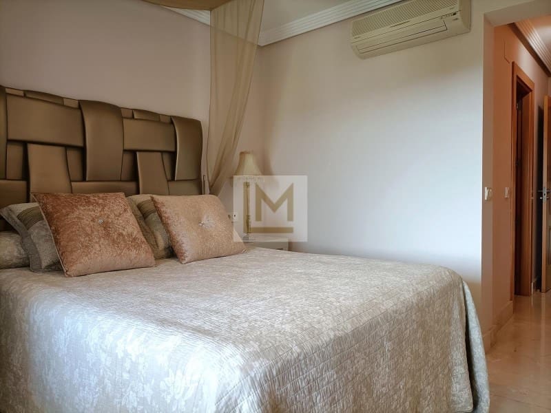 2 bedroom Apartment for holiday rental in San Pedro de Alcantara with pool garage - € 4,500 (Ref: 9721495)