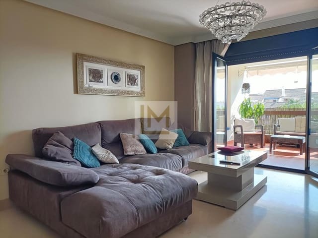 2 bedroom Apartment for holiday rental in Nueva Alcántara, Marbella with pool garage - € 4,500 (Ref: 9721495)