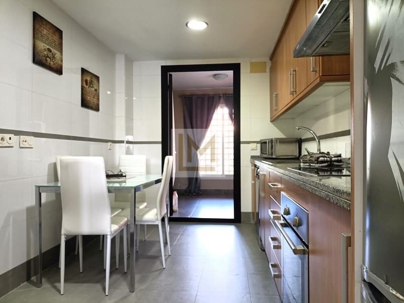 2 bedroom Apartment for holiday rental in San Pedro de Alcantara with pool garage - € 4,500 (Ref: 9721495)