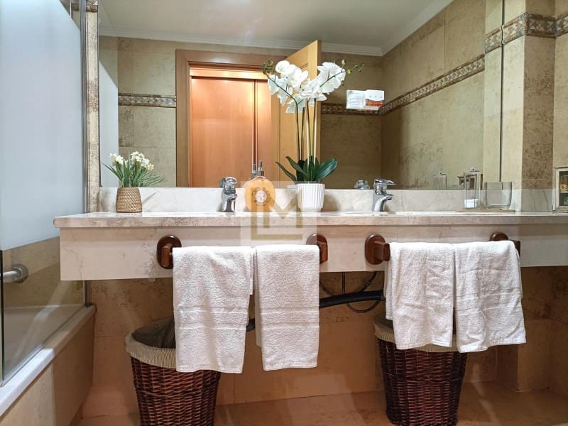 2 bedroom Apartment for holiday rental in San Pedro de Alcantara with pool garage - € 4,500 (Ref: 9721495)